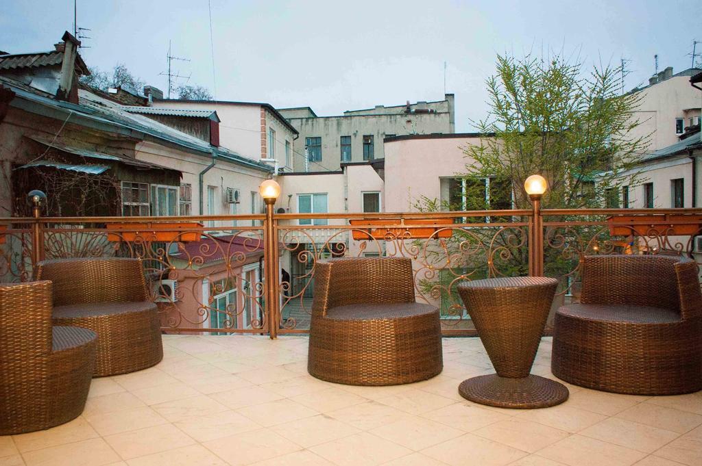 M-Аpartments Apartamento Odessa Exterior foto