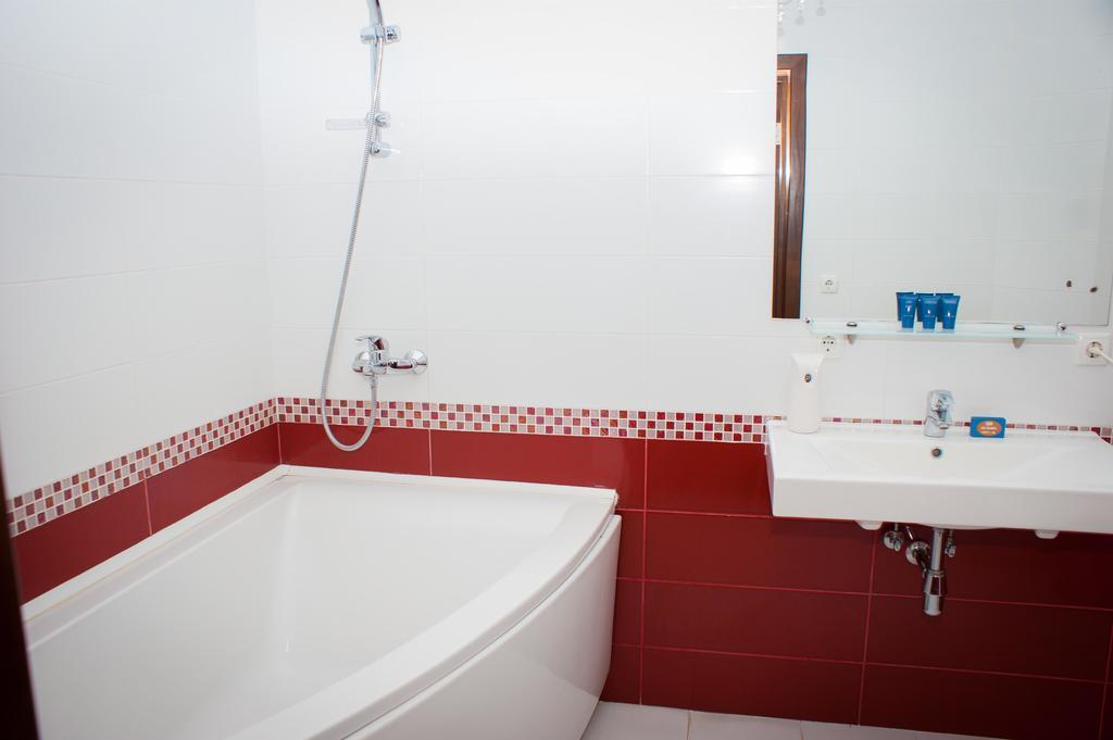 M-Аpartments Apartamento Odessa Quarto foto